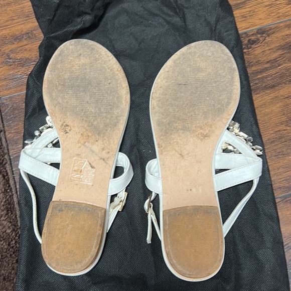 Bebe - Picture 5 of 6